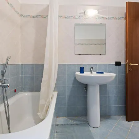 Traditional Holiday In With Private Terrace Сasa de vacaciones