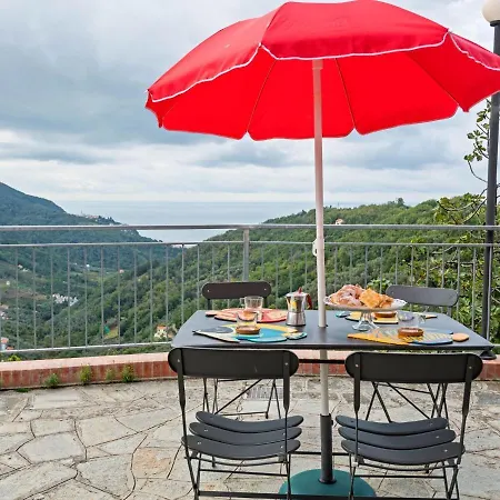 Traditional Holiday In With Private Terrace